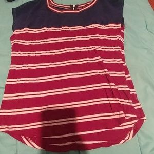 Womens sleeveless dress shirt.